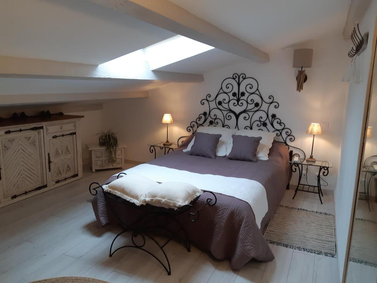 Les Chambres Manon - Piscine, Spa, Tennis Belcodene Ngoại thất bức ảnh
