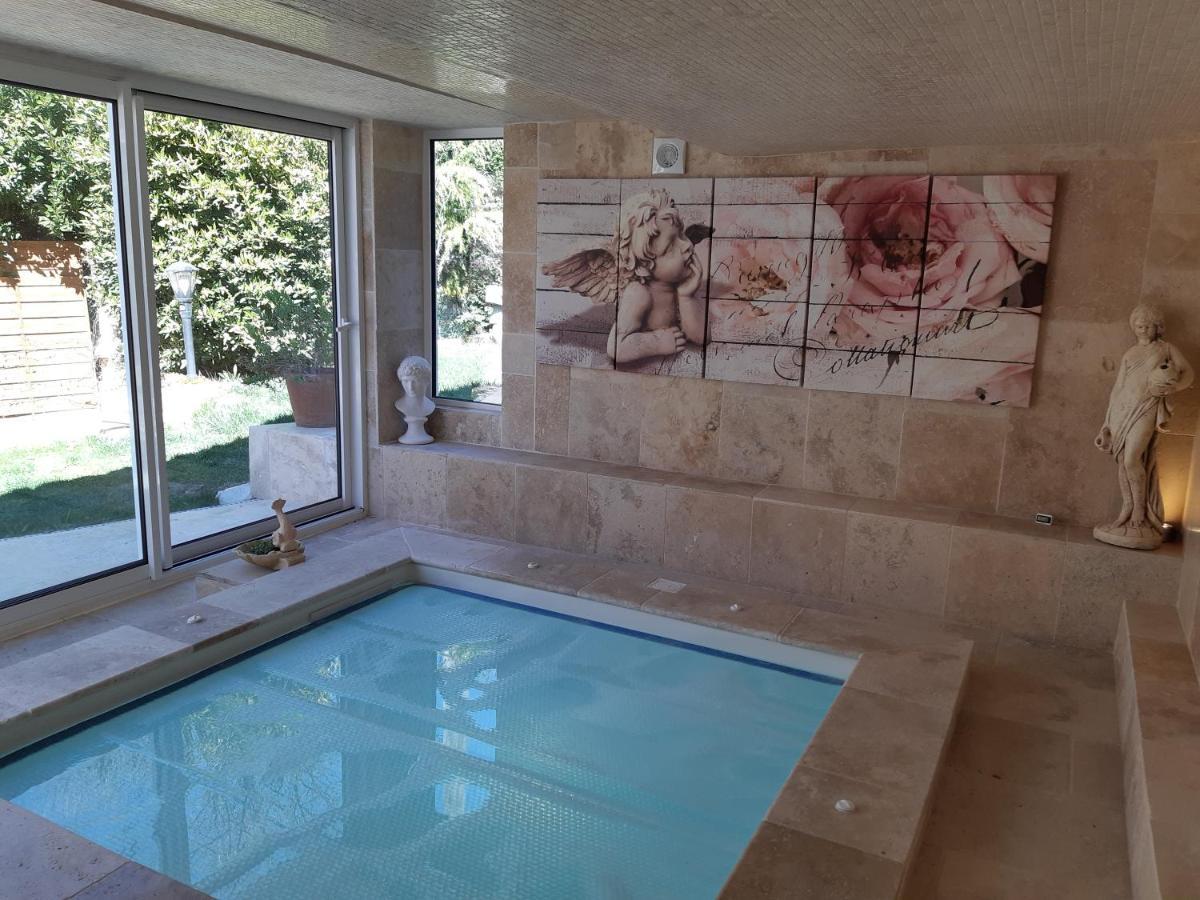 Les Chambres Manon - Piscine, Spa, Tennis Belcodene Ngoại thất bức ảnh